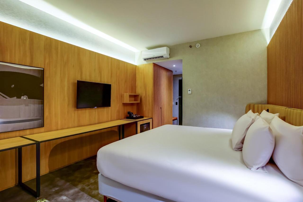 Hilton Garden Inn Reboucas Sao Paulo Bagian luar foto