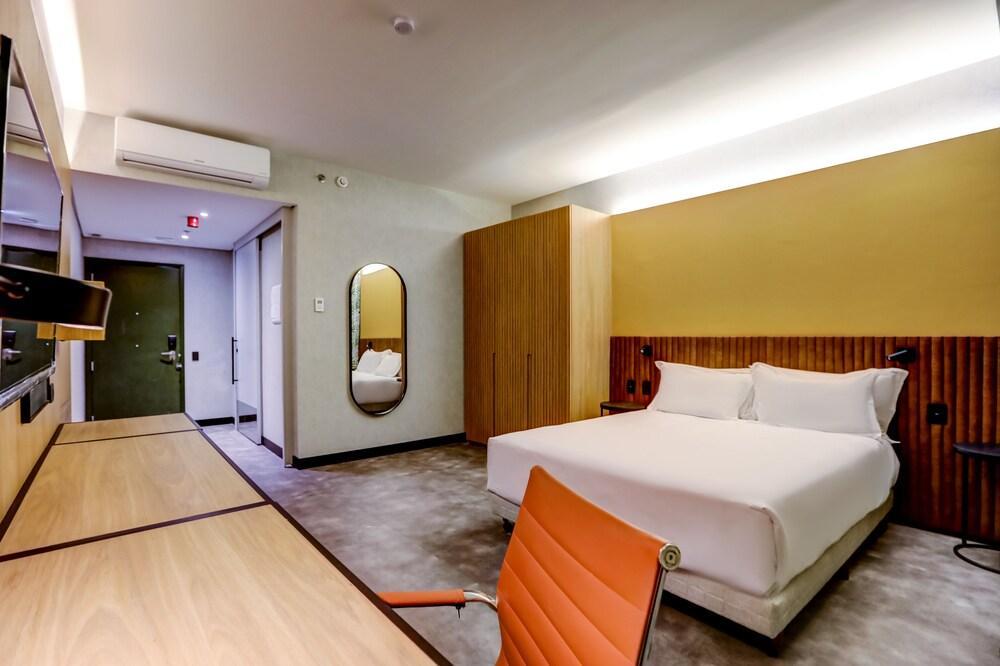 Hilton Garden Inn Reboucas Sao Paulo Bagian luar foto
